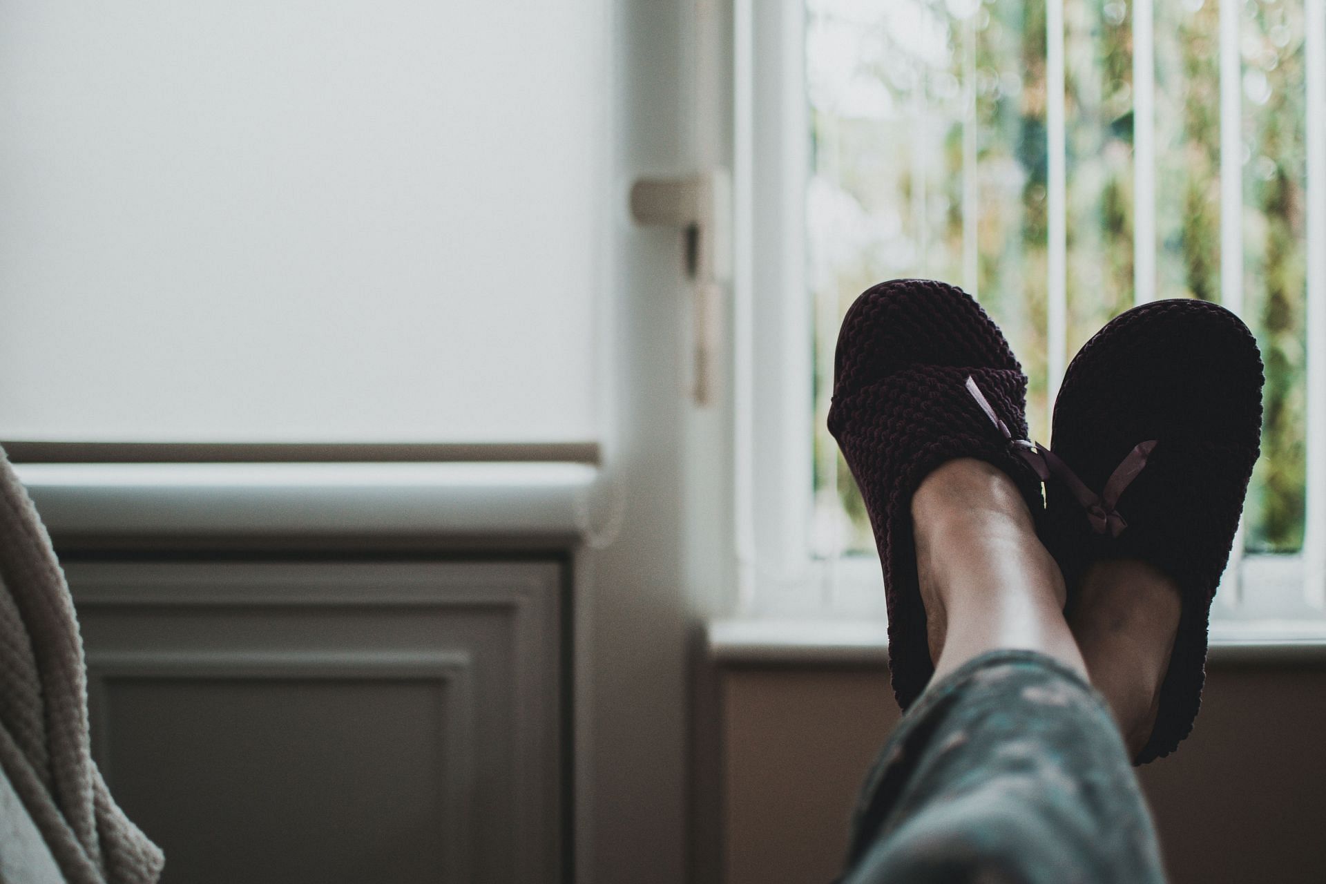 Take a break. (Image via Pexels/Lisa Fotios)